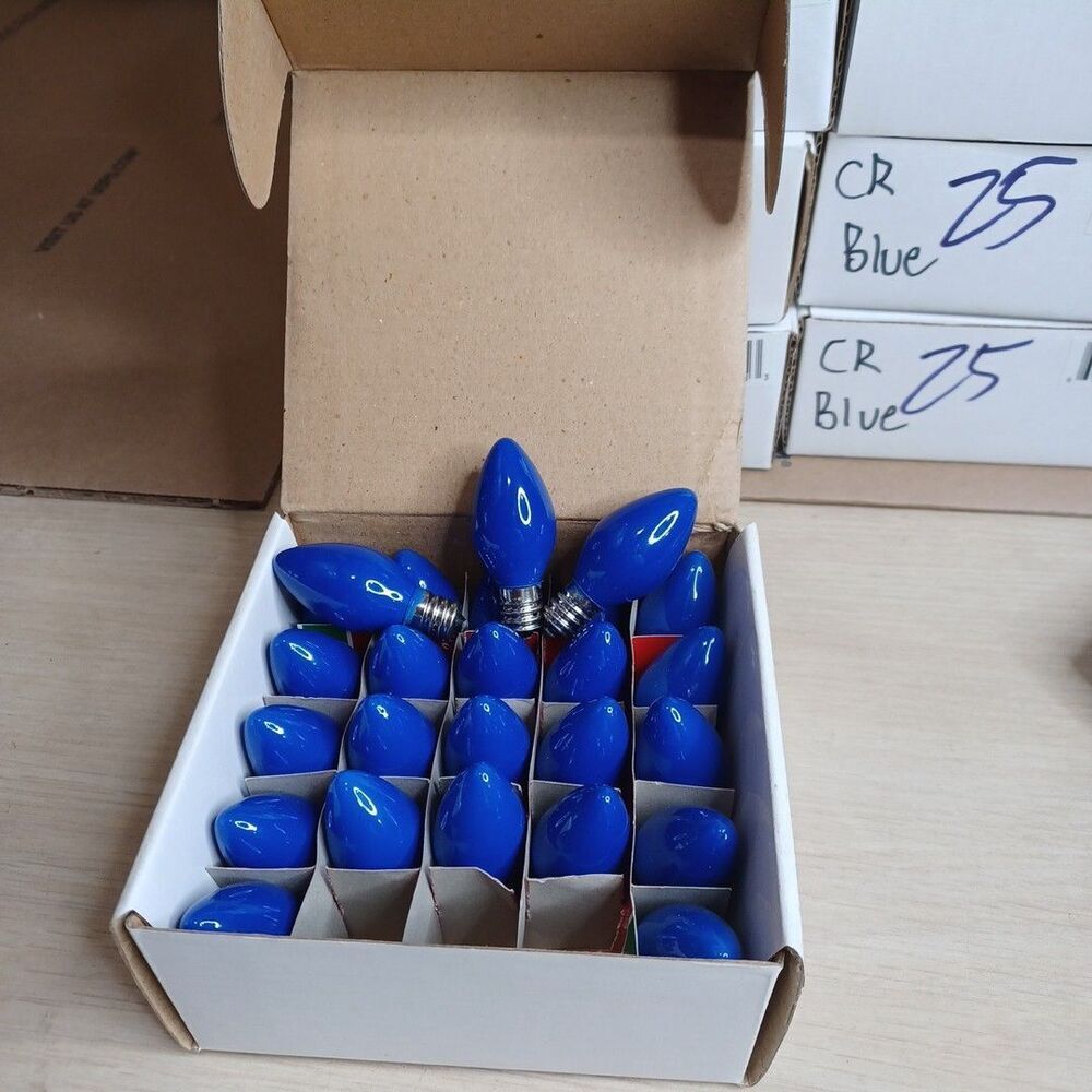 C7 5W Blue Box of 25 Replacement Bulbs Opaque  120v NOS Light Show Craft Outdoor